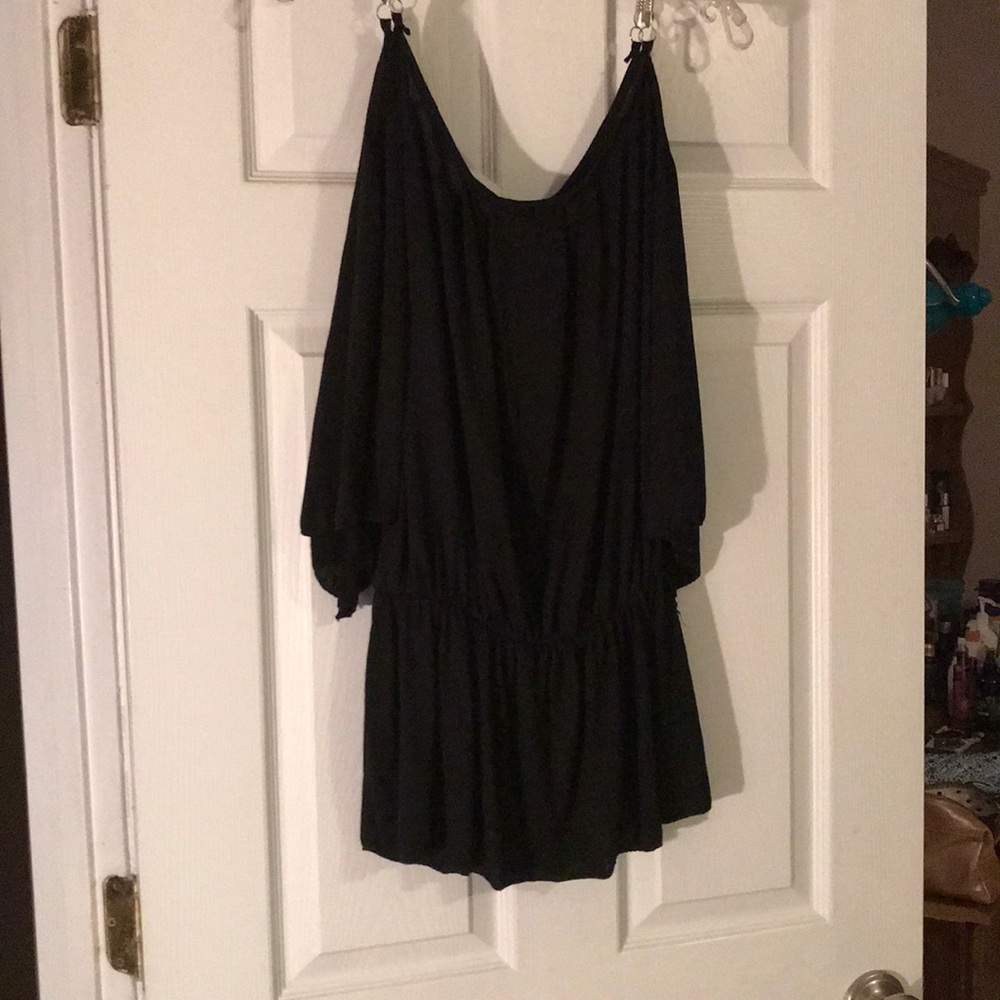 Cold Shoulder Tunic - Picture 2 of 7